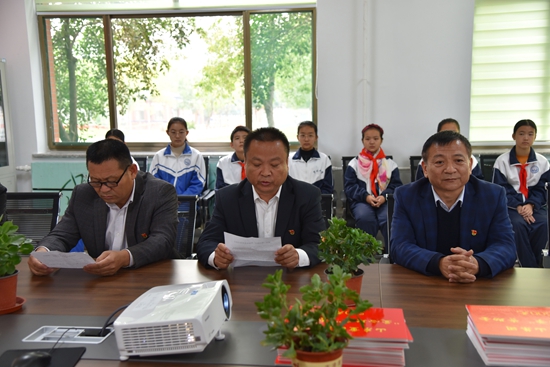 中欧体育参加罗村中心校“爱心助学”资助金发放仪式25